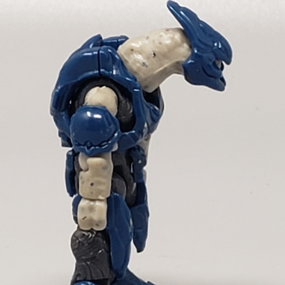 Mega Construx Halo Arbiter Mini-Action Figure - Picture 2 of 8
